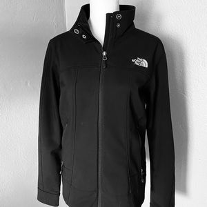 The North Face Women Calentito softshell jacket